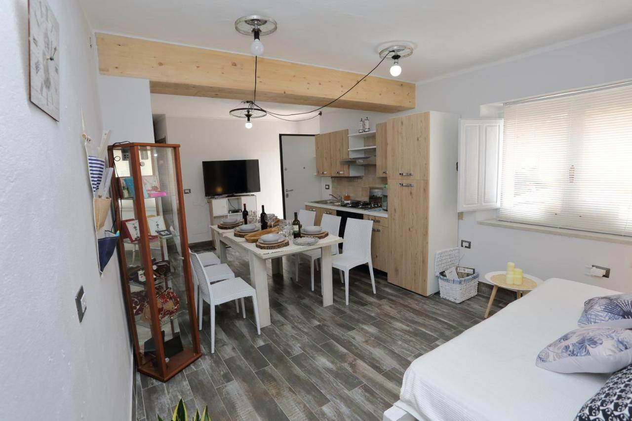 Casa Del Cicloturista Apartment Santadi ภายนอก รูปภาพ