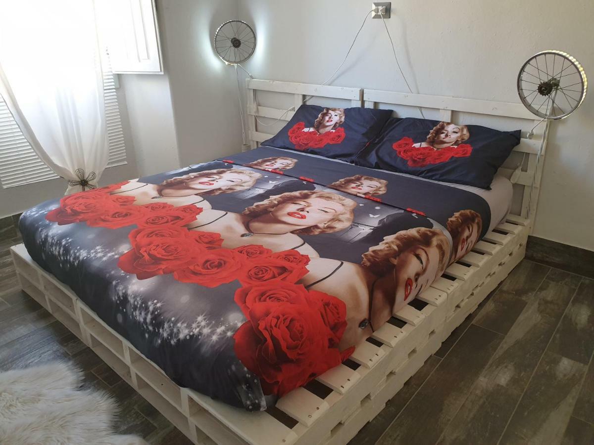 Casa Del Cicloturista Apartment Santadi ภายนอก รูปภาพ