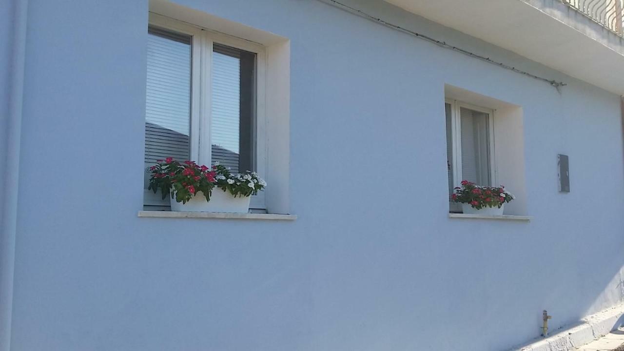 Casa Del Cicloturista Apartment Santadi ภายนอก รูปภาพ