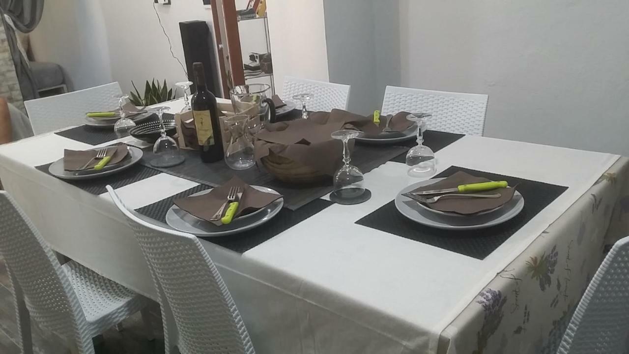 Casa Del Cicloturista Apartment Santadi ภายนอก รูปภาพ